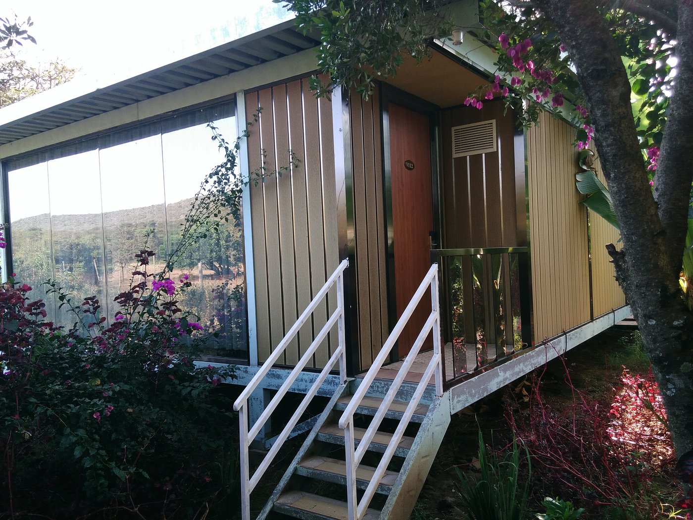 jambo-mara-lodge-001.jpg